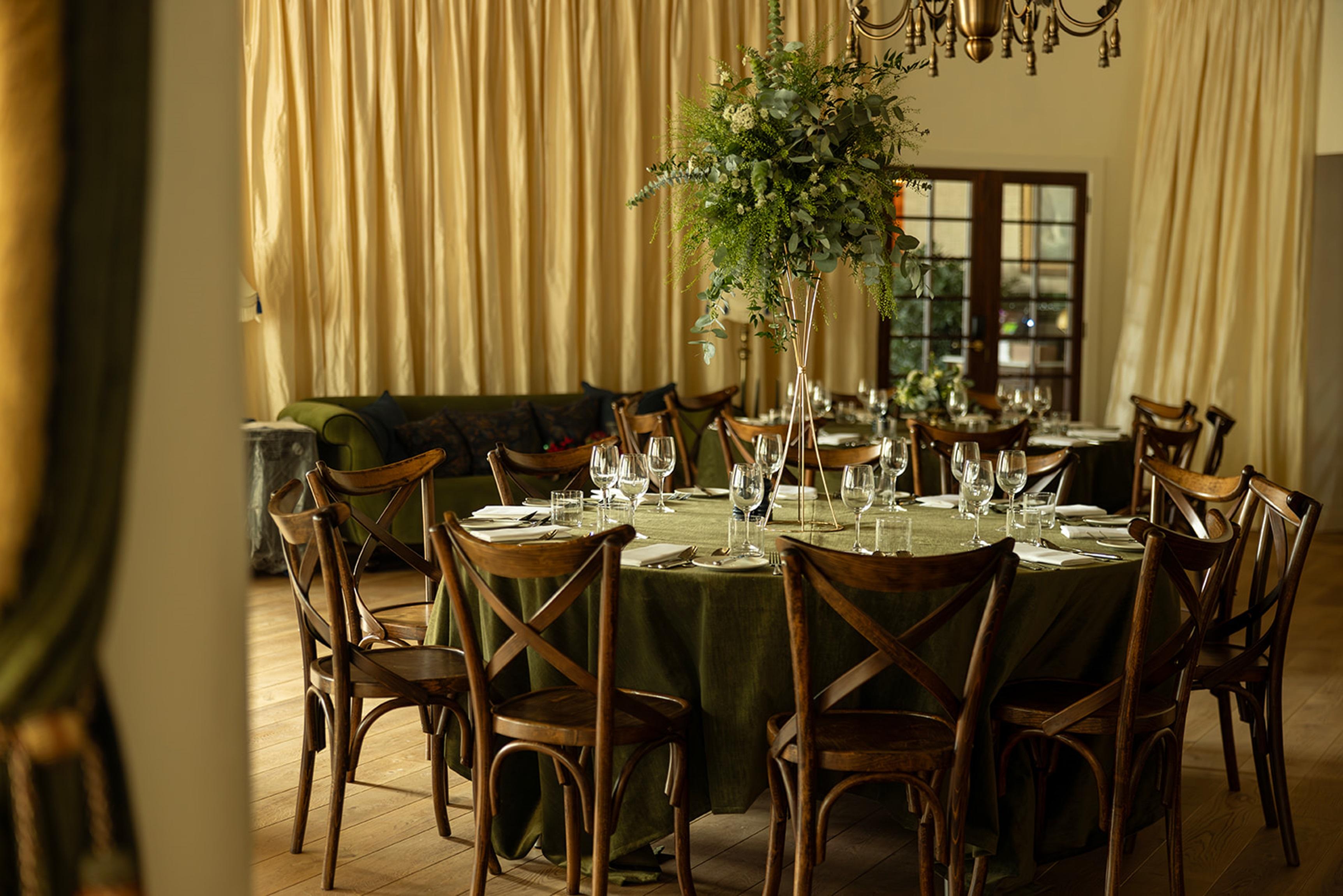 Dornoch Station Hotel Exterior foto The dining room at the hotel